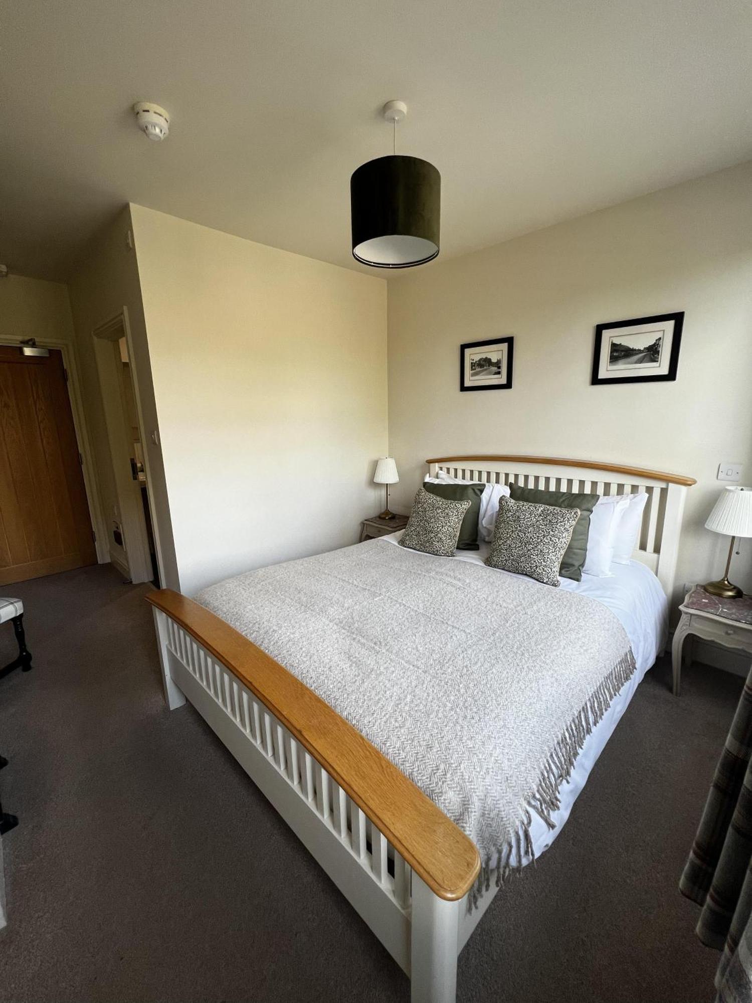White Hart Bed & Breakfast Alton  Ruang foto