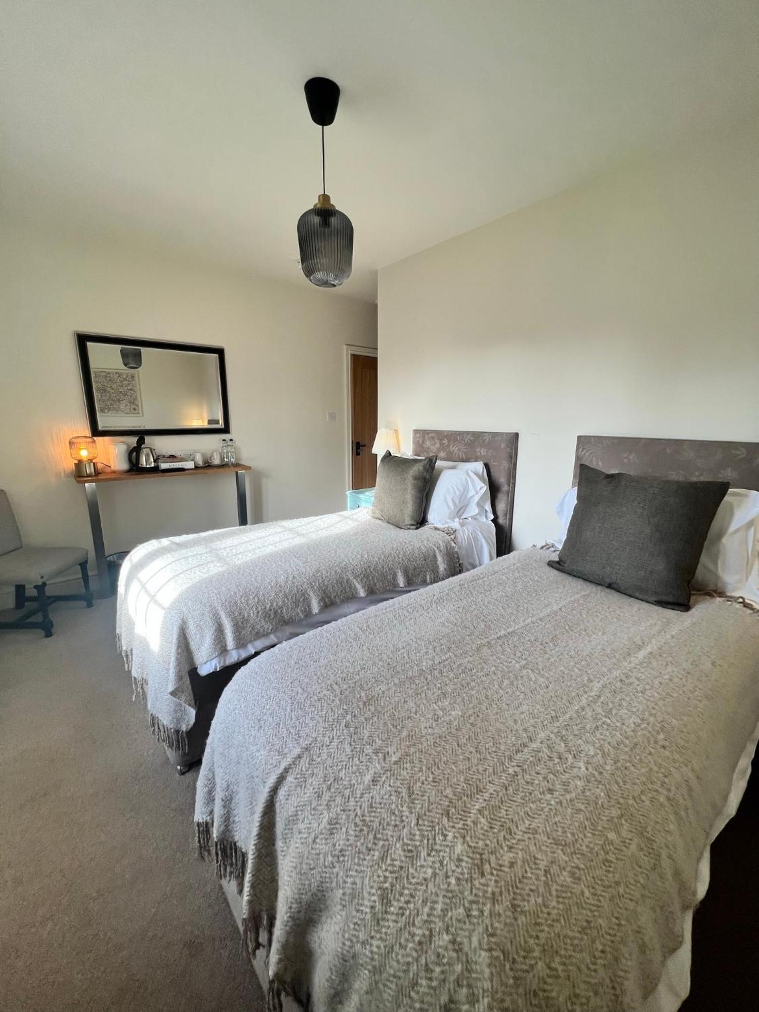 White Hart Bed & Breakfast Alton  Ruang foto